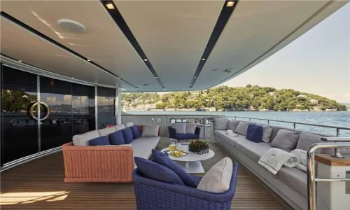 Aren-Yachting-Motor-Yacht-Takara-One-7-850x510-1