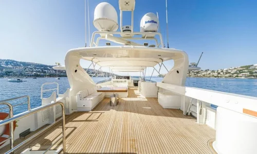 Aren-Yachting-Motoryacht-Sanref-Falcon-115-9-850x510-1